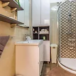4 Bedroom Lovely In *